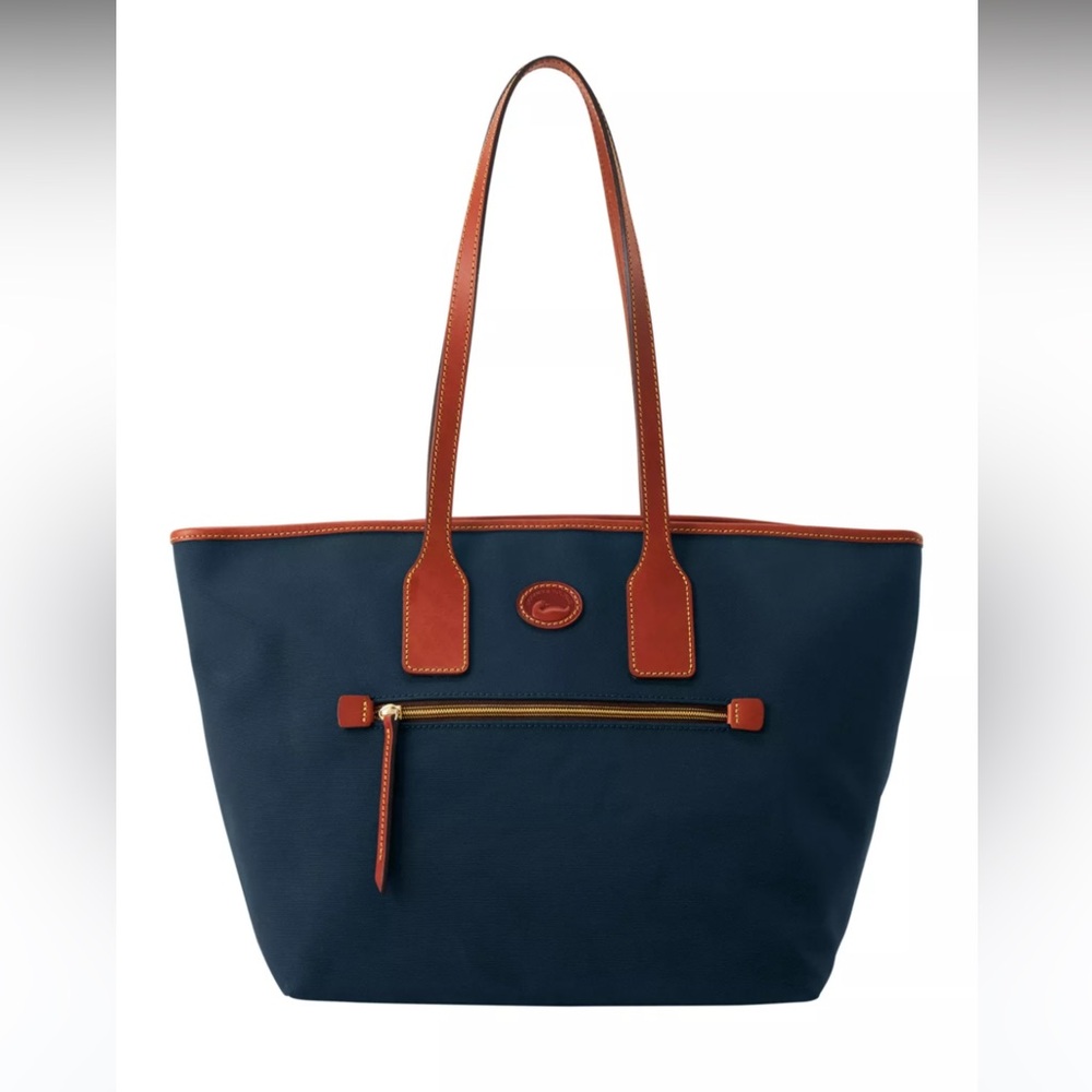 NWT Dooney & Bourke Large Tote Bag in Navy